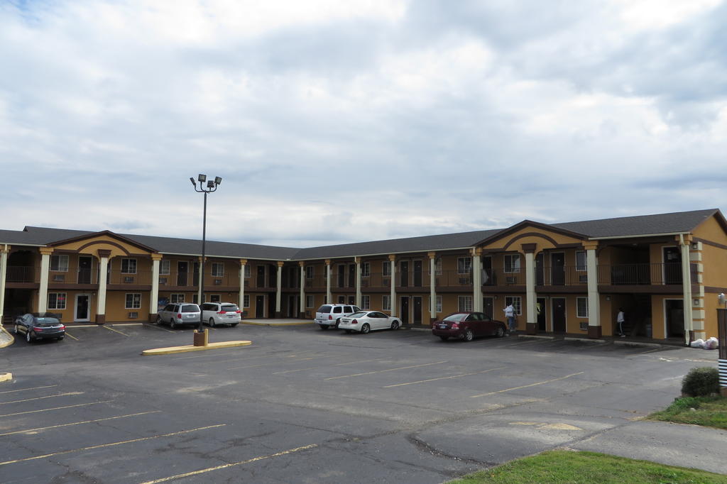 Economy Inn & Suites Joplin Exterior photo